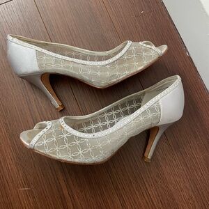 Silver Detailed Vintage Heels